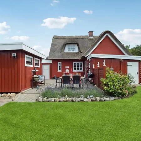 Hébergement de vacances 3 Bedroom Amazing In *