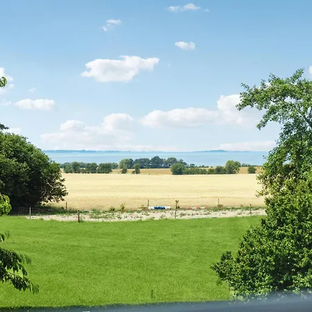 3 Bedroom Amazing In Hébergement de vacances