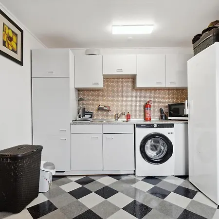 3 Bedroom Amazing In * Хамбл